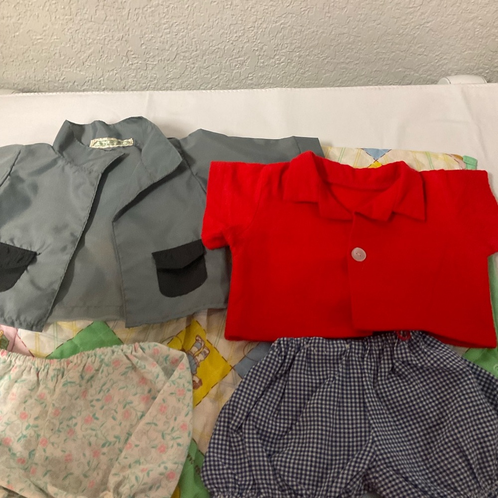 Vintage Cabbage Patch Kids Random Clothing-2 Bloomers, 1 Red Shirt 1 Gray Jacket